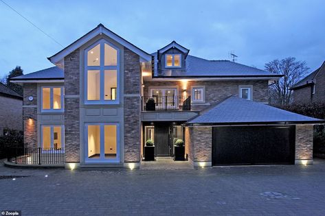 The Rise of Designer Houses in Real Estate