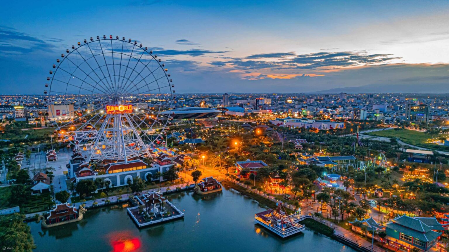 Night Magic in Da Nang: Where Karaoke, Food, and City Lights Meet
