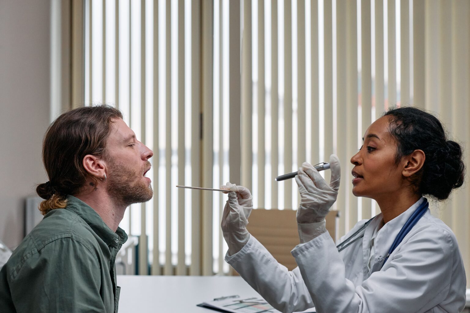 Signs You Should Schedule a Visit With an Ear, Nose & Throat Doctor